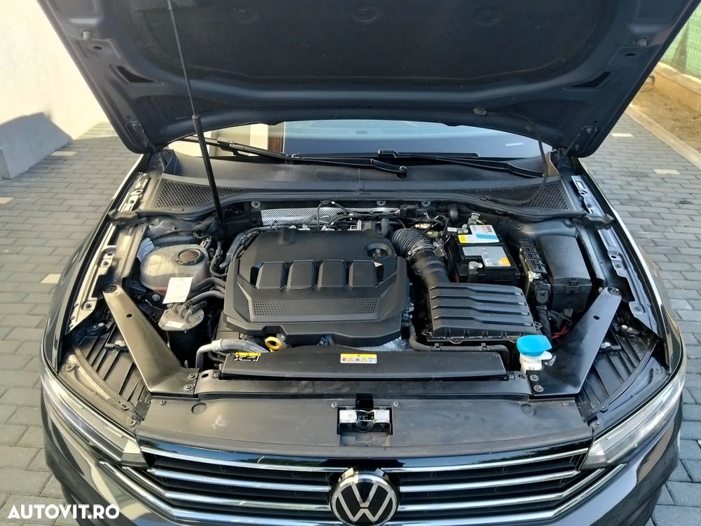 Volkswagen Passat 2.0 TDI DSG Comfortline - 20