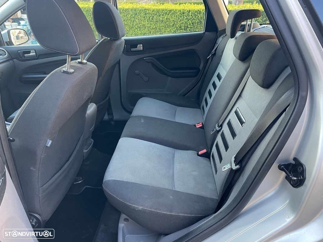 Ford Focus SW 1.6 TDCi S - 22
