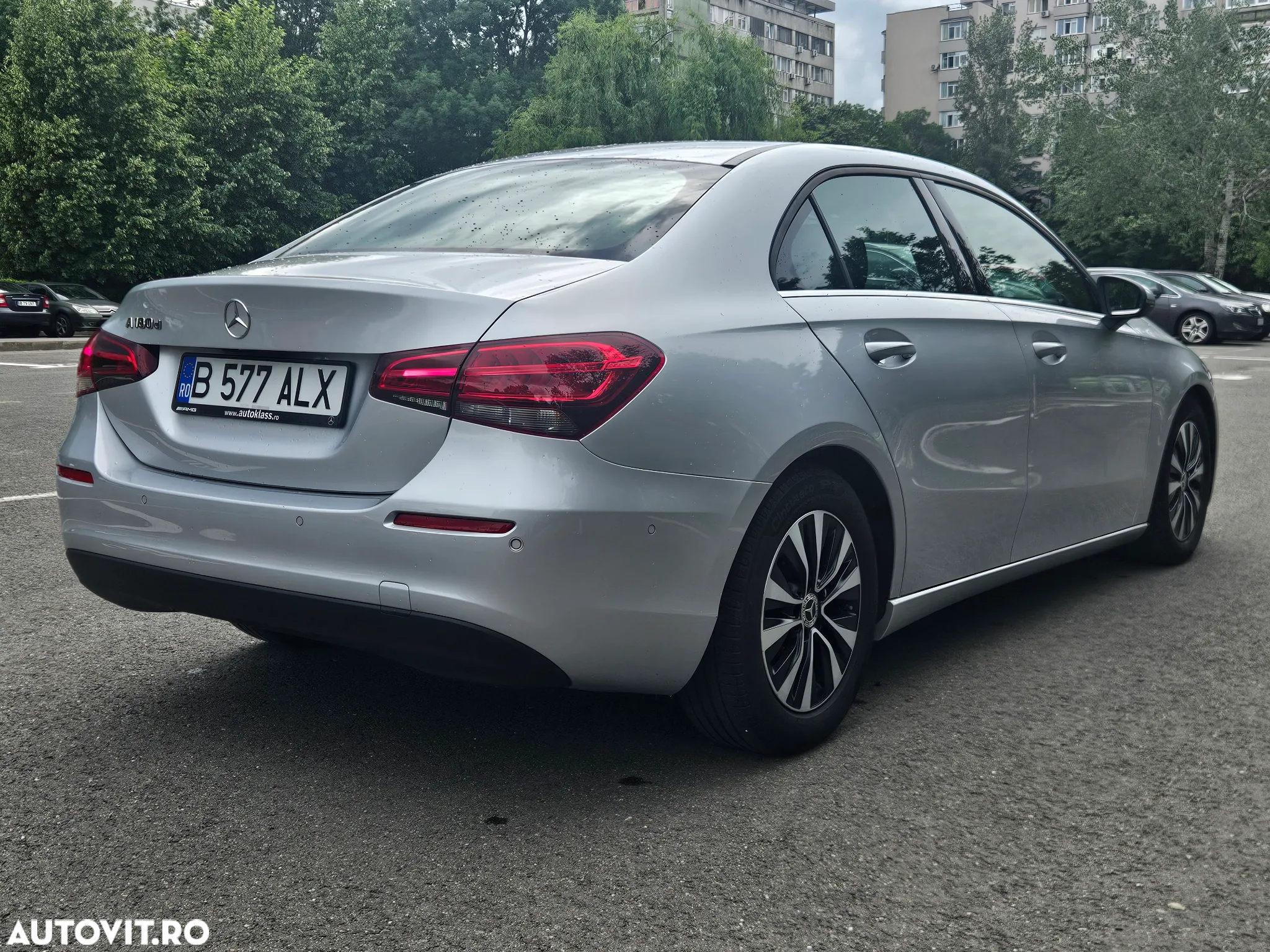 Mercedes-Benz A 180 d Sedan Aut. - 4