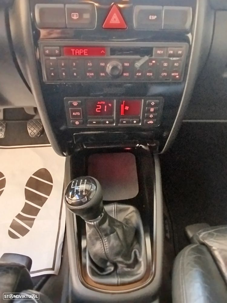 Audi S3 1.8 T quattro - 30