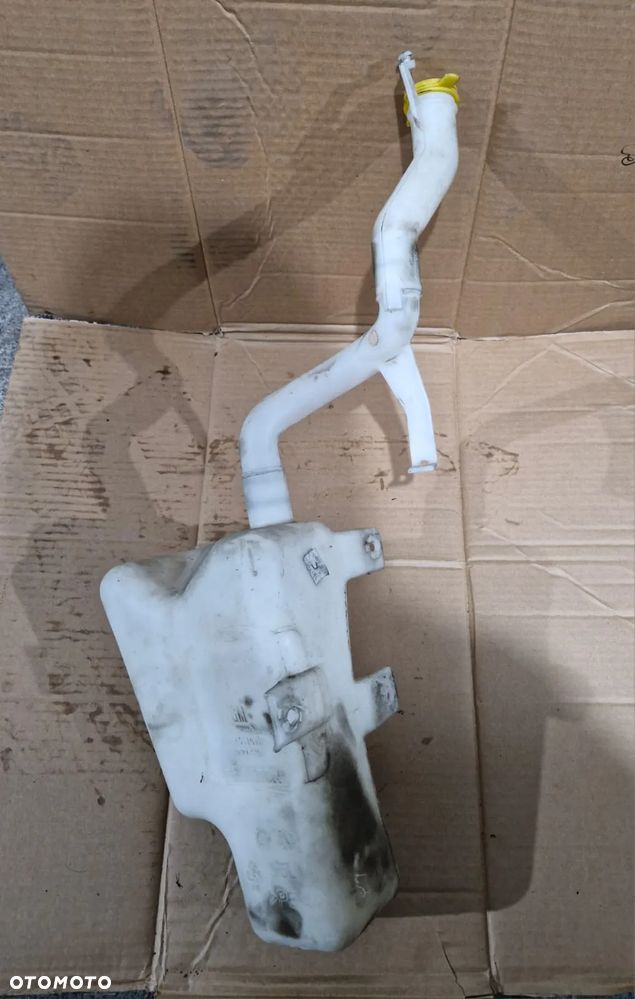 Zbiorniczek płynu spryskiwaczy Opel Meriva A XENON 1331976 - 2
