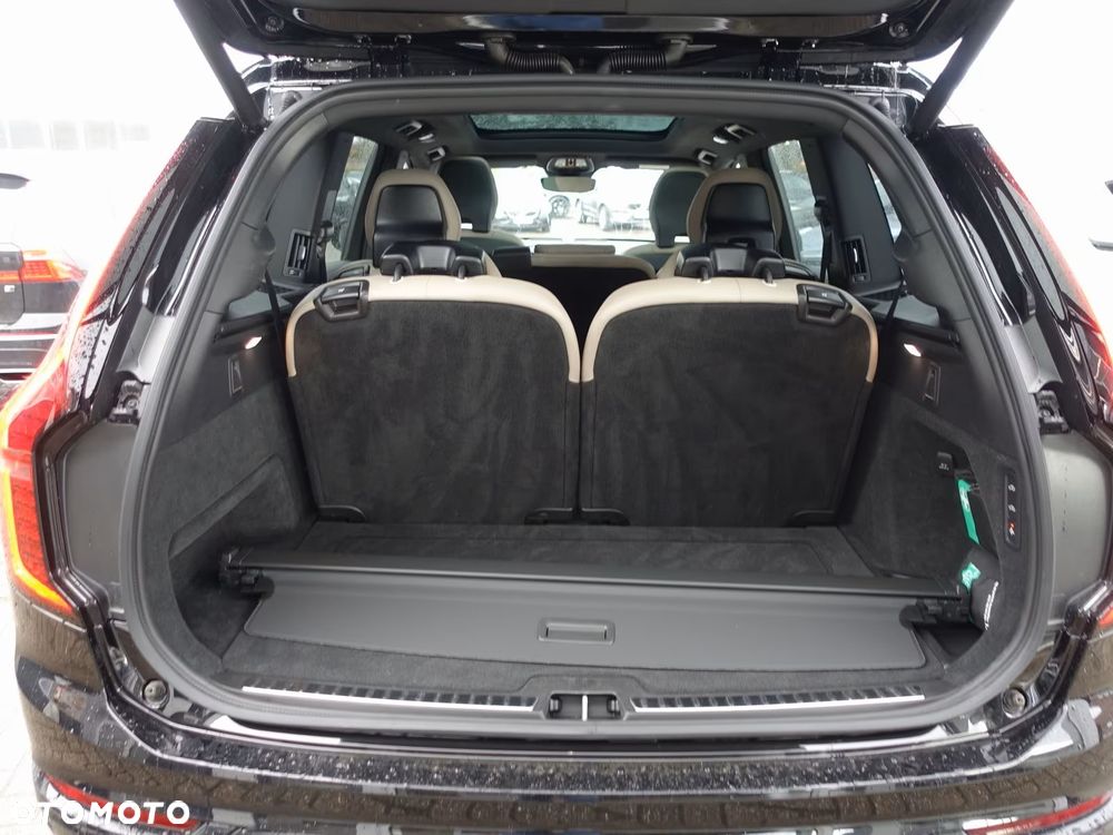Volvo XC 90 T8 AWD Plus Dark - 9