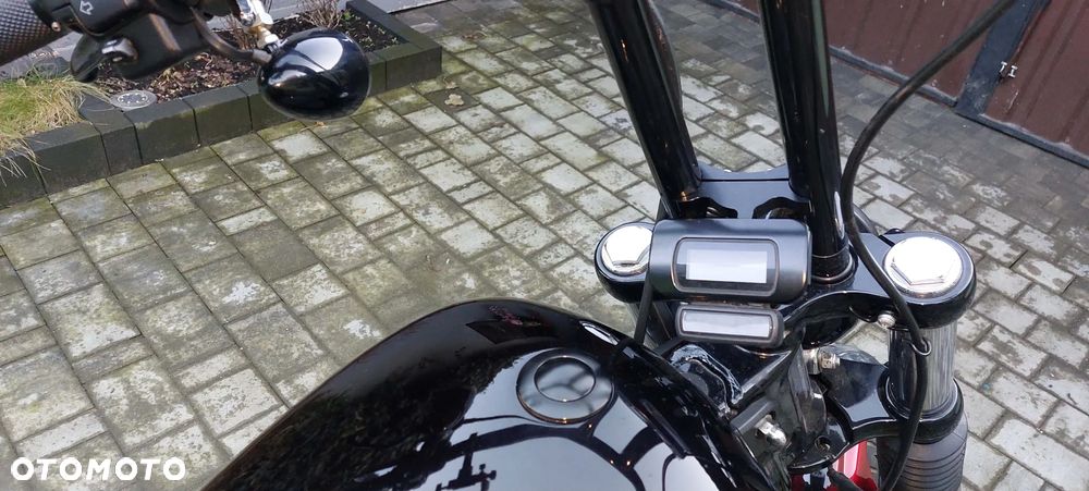 Harley-Davidson Softail Street Bob - 11