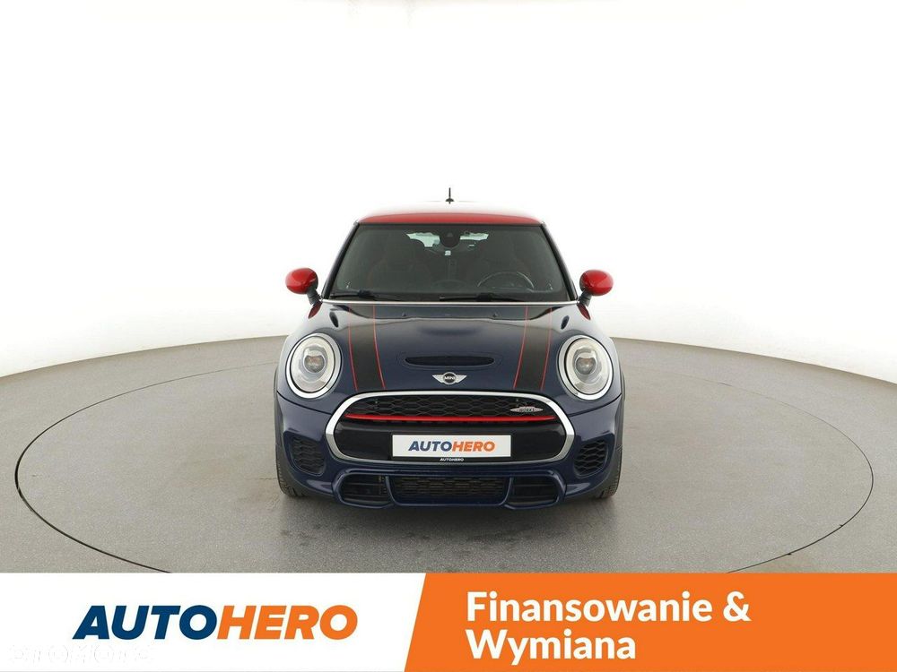 MINI John Cooper Works - 11