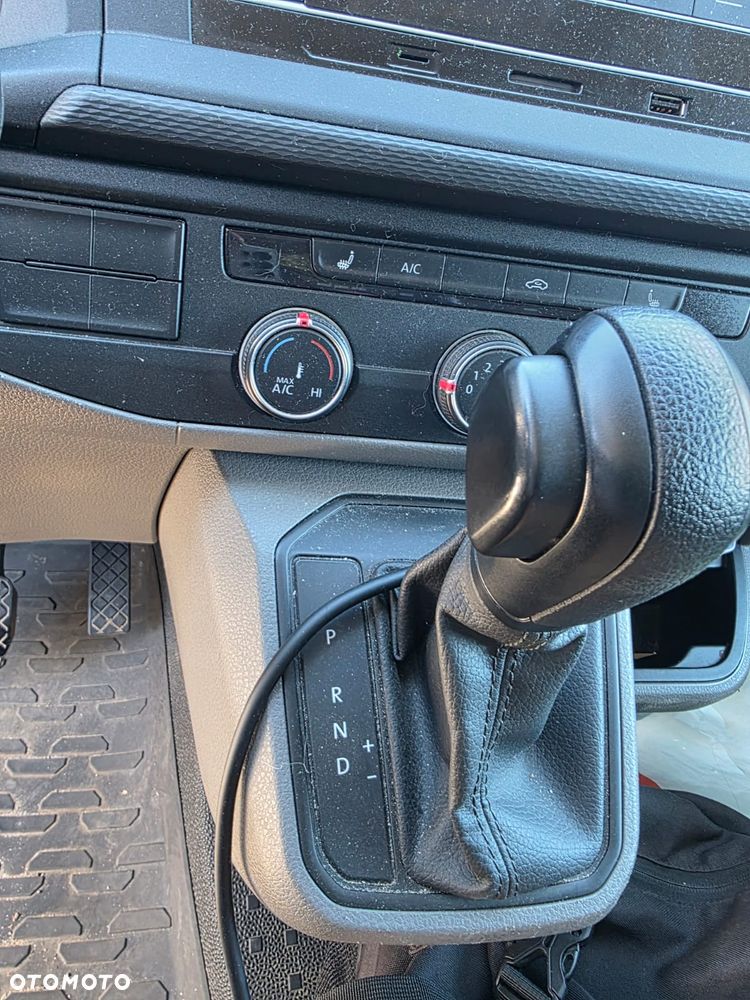 Volkswagen Transporter T6 - 5