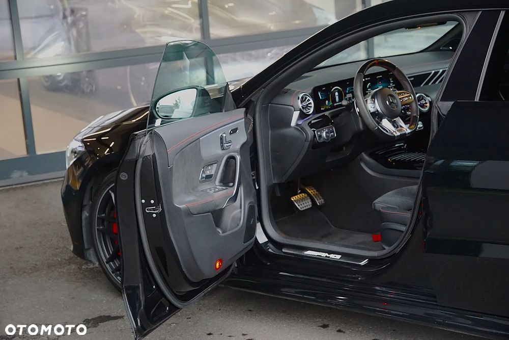 Mercedes-Benz CLA AMG 45 S 4-Matic 8G-DCT - 18