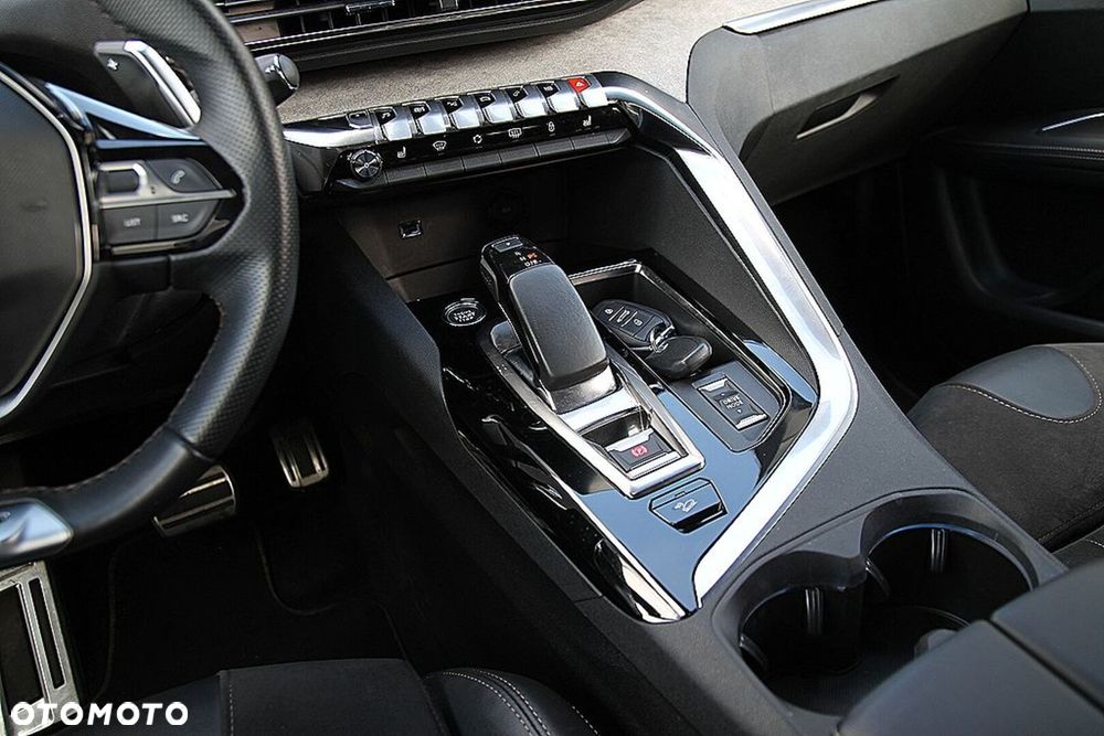 Peugeot 3008 - 17