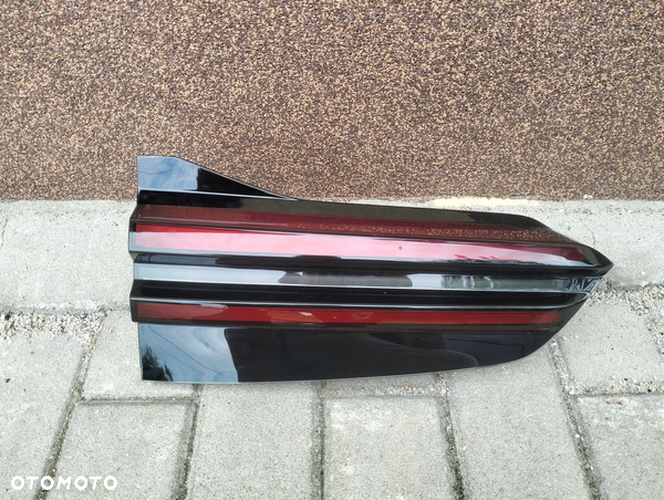 LAMPA LAMPY TYLNA PRAWA BMW X5 G05 LIFT LCI