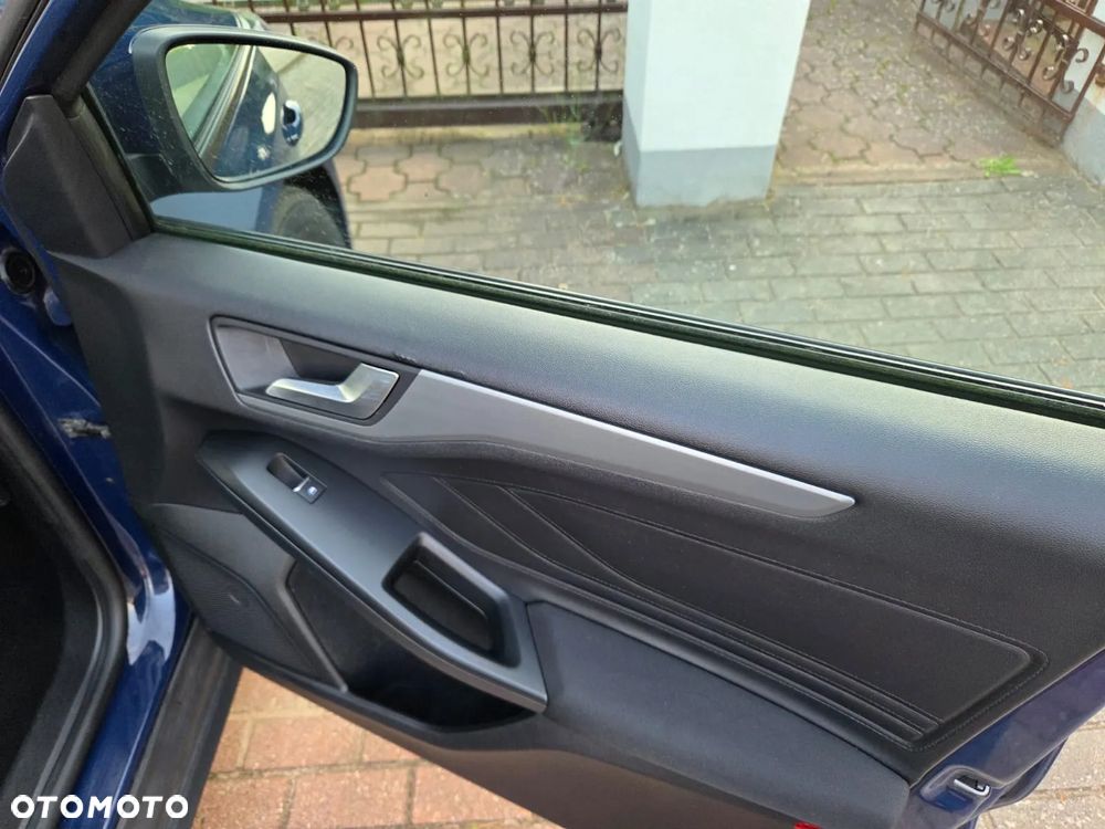Ford Focus 1.5 EcoBlue Connected - 21