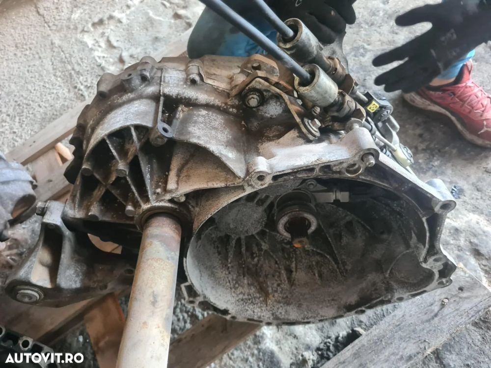 CUTIE VITEZE FORD MONDEO 5 2.0 TDCI 6 VITEZE DG9R 7002 KCB, DG9R 7F096 ACC