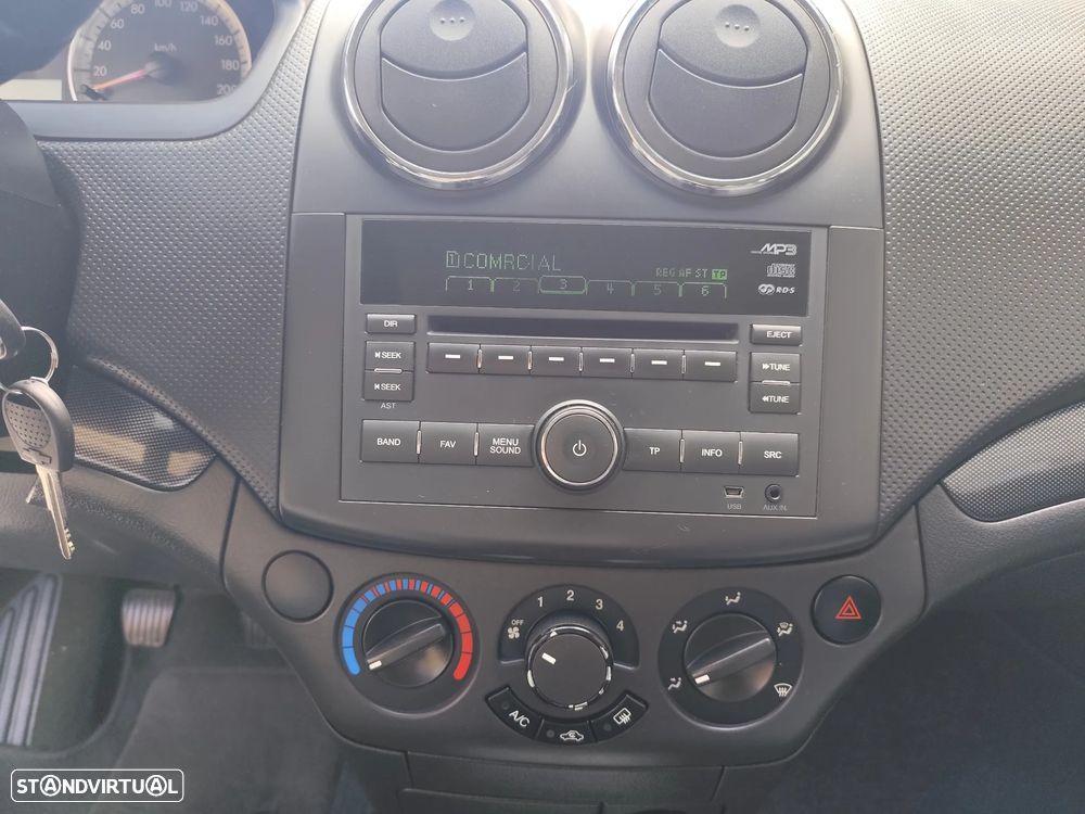Chevrolet Aveo 1.2 LS - 11
