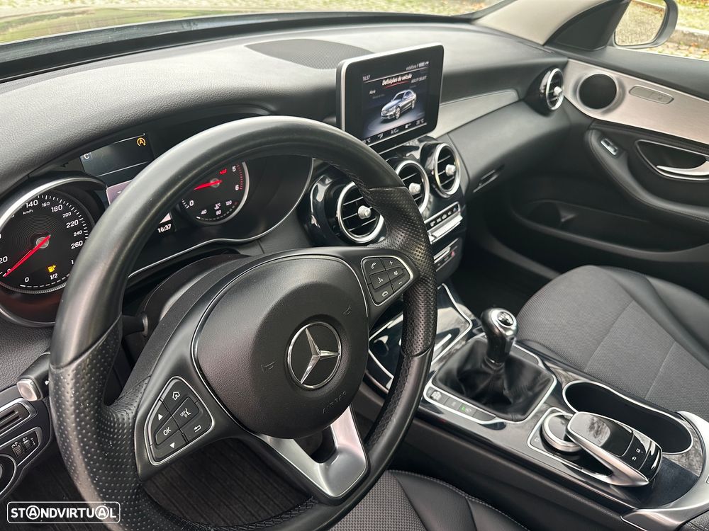 Mercedes-Benz C 220 d Avantgarde - 12