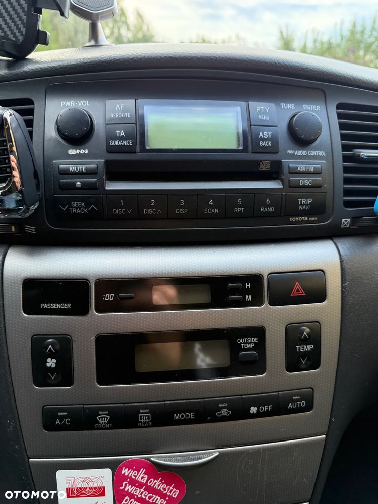 Toyota Corolla - 21