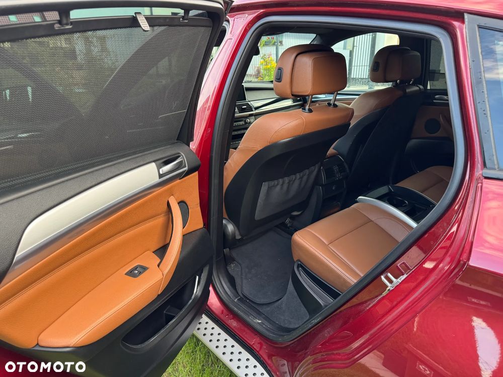 BMW X6 35i xDrive - 9