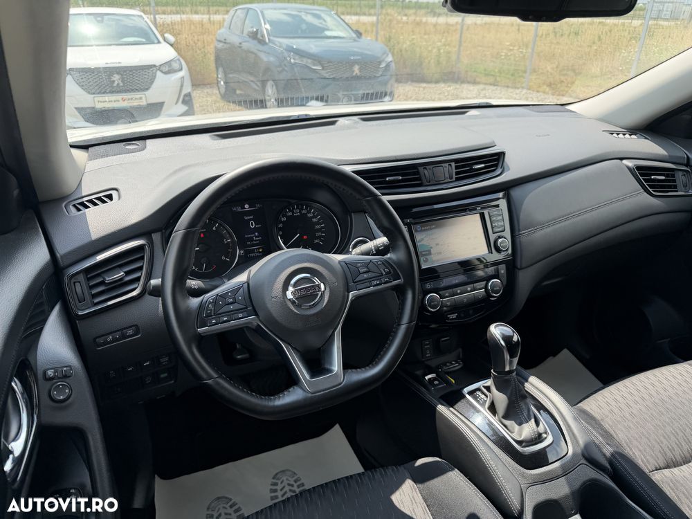 Nissan X-Trail 2.0 dCi ALL-MODE 4x4i Xtronic N-Connecta - 11