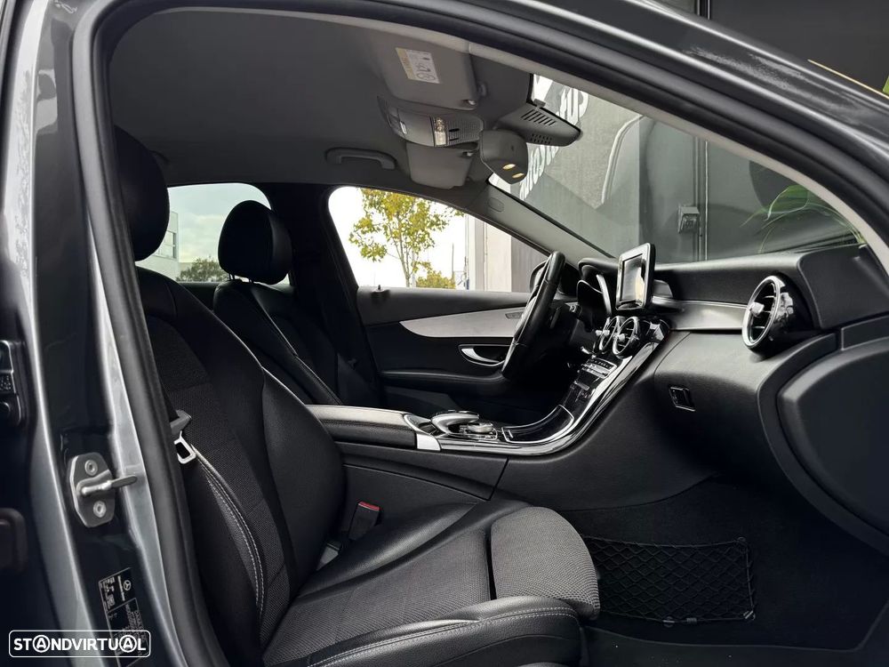 Mercedes-Benz C 220 d Aut. - 23