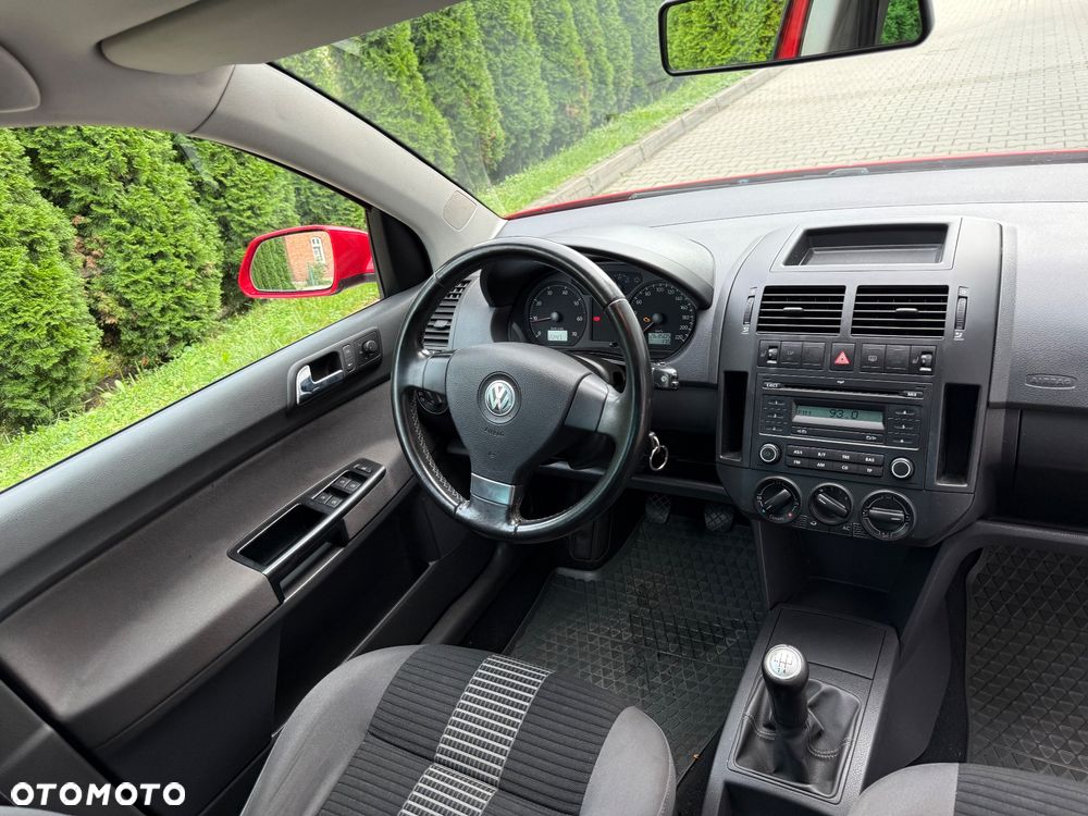 Volkswagen Polo - 4