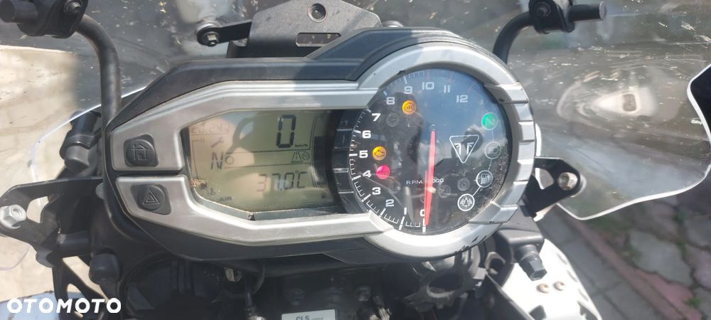 Triumph Tiger - 9