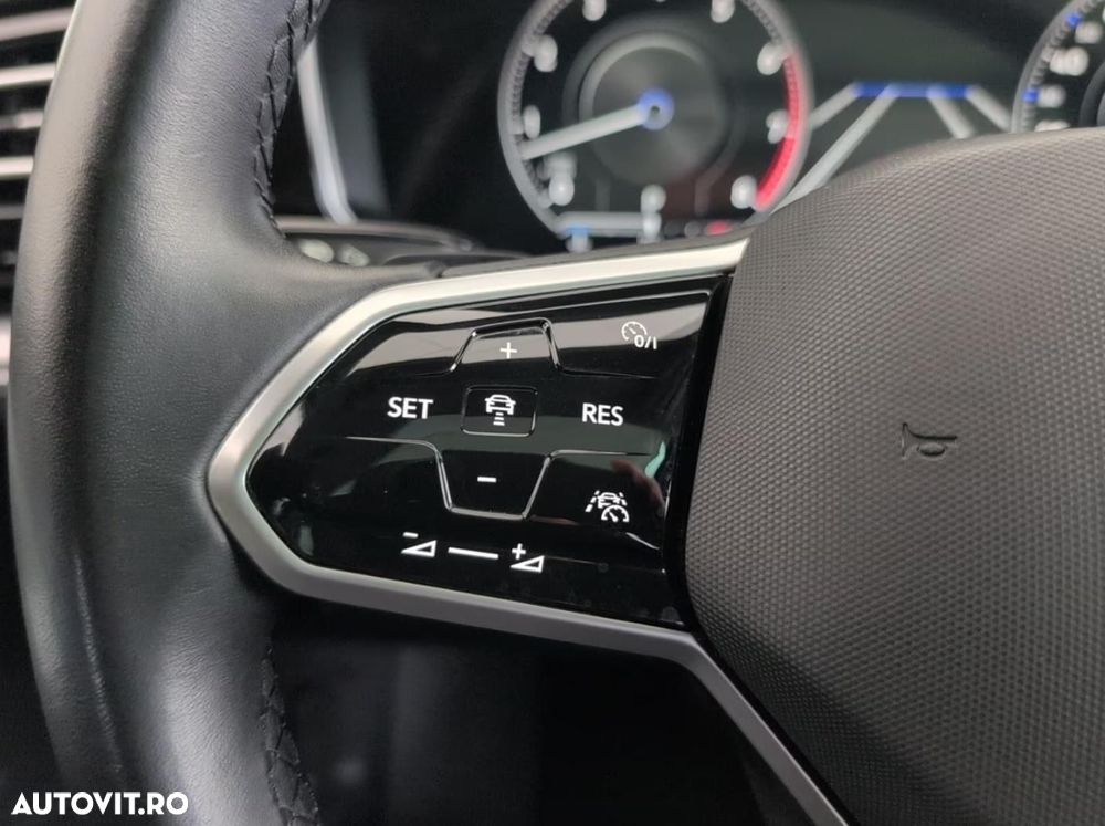 Volkswagen Touareg 3.0 V6 TSI OPF 4Motion Aut. - 15