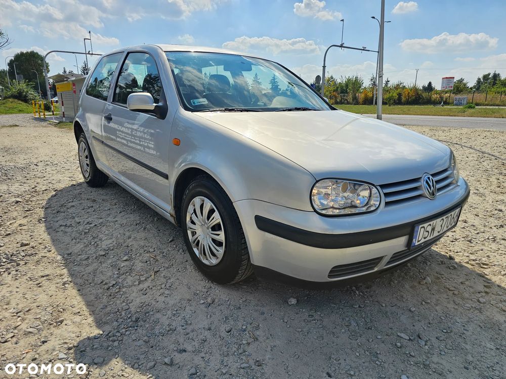 Volkswagen Golf IV 1.4 Basis - 2