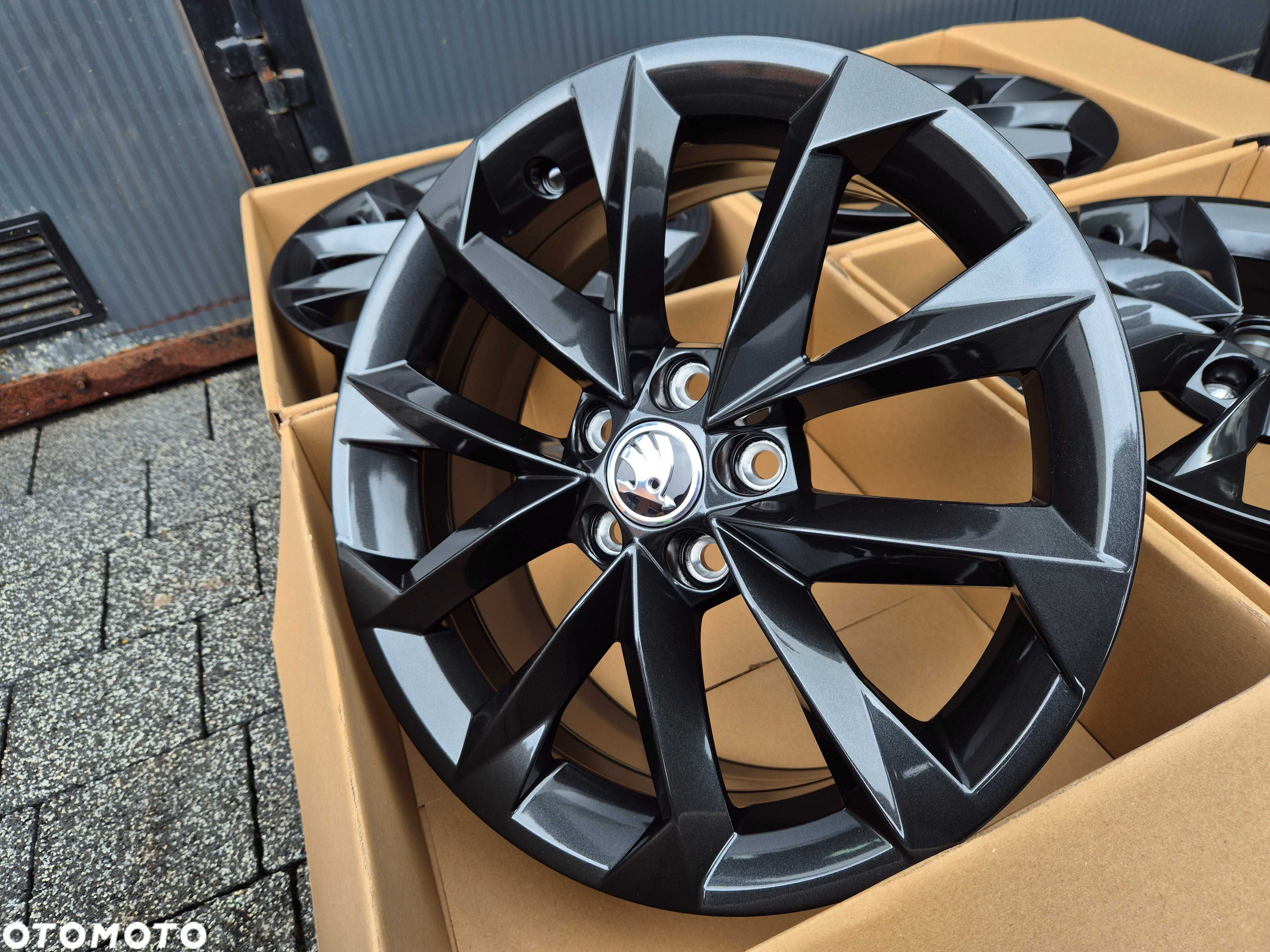 Felgi 16 SKODA Scala Rapid Kamiq Fabia I II III IV Roomster 5x100 - 5