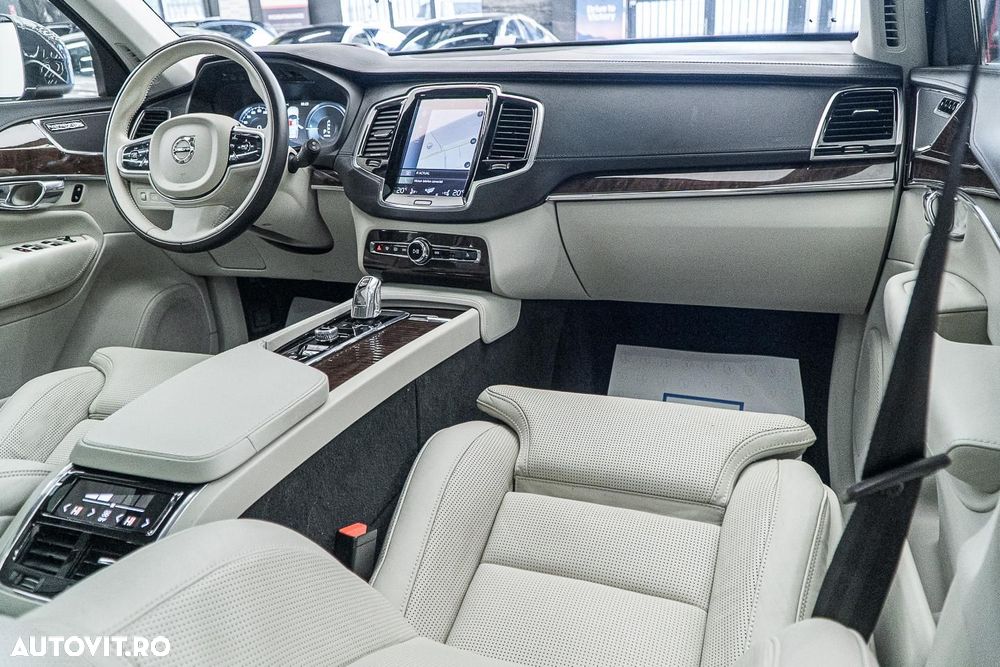 Volvo XC 90 Recharge T8 eAWD Inscription - 3