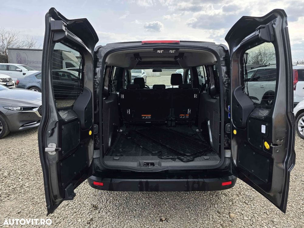 Ford Transit Connect - 7
