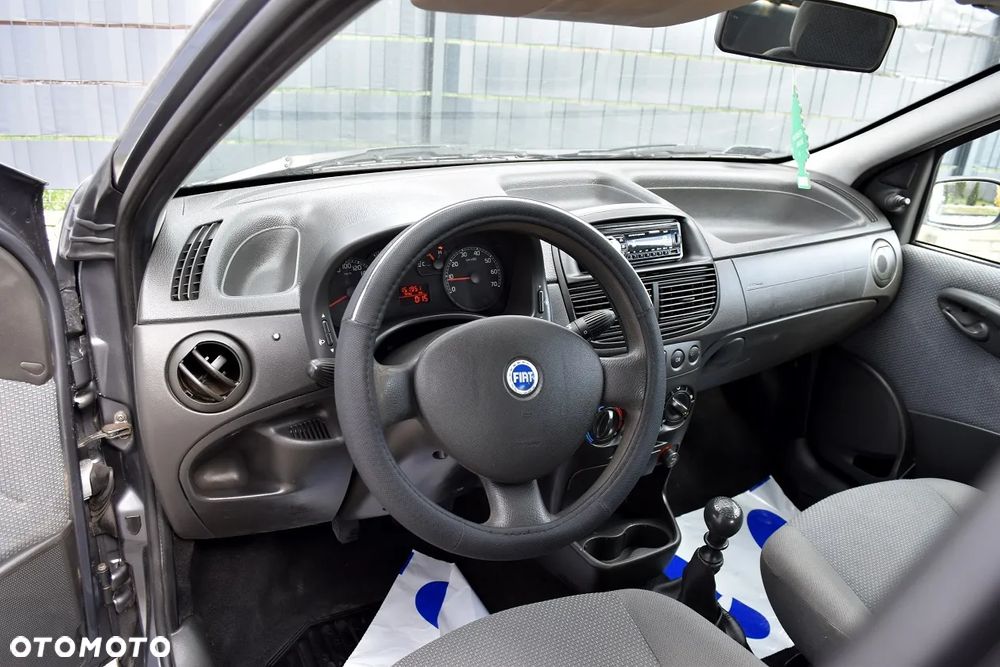 Fiat Punto 1.2 8V Active - 16