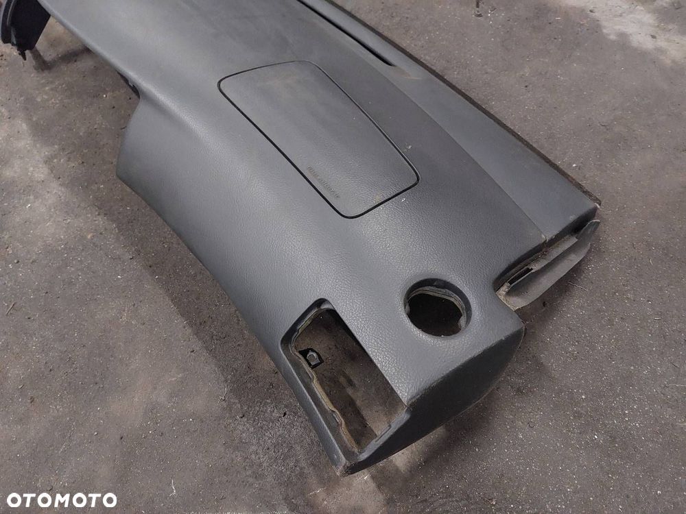 KOKPIT DESKA ROZDZIELCZA TOYOTA COROLLA E12 55302-12040 - 2