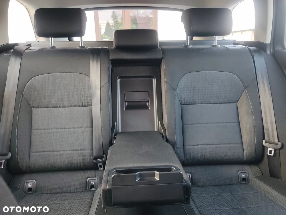 Skoda Superb 2.0 TDI Ambition DSG - 9