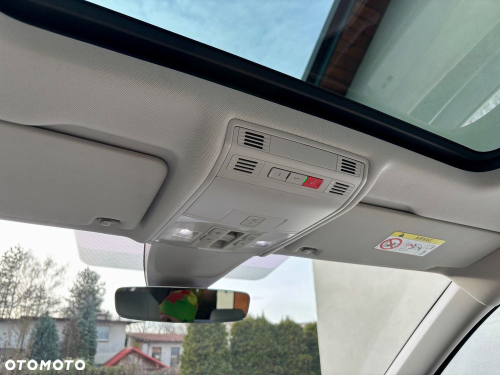 Volkswagen Tiguan Allspace 2.0 TDI 4Mot R-Line DSG - 27