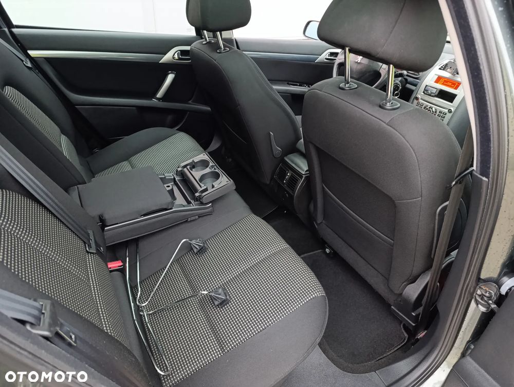 Peugeot 407 HDi 110 Business Line - 21