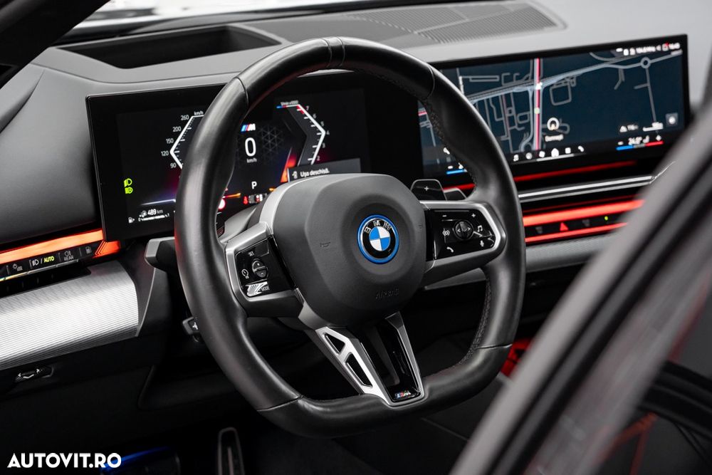 BMW Seria 5 550e xDrive Aut. - 31