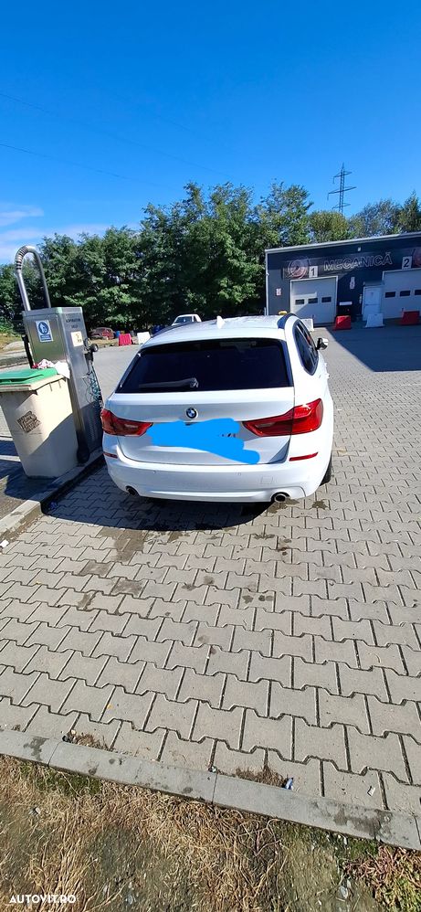 BMW Seria 5 520d Touring Aut. Luxury Line - 9