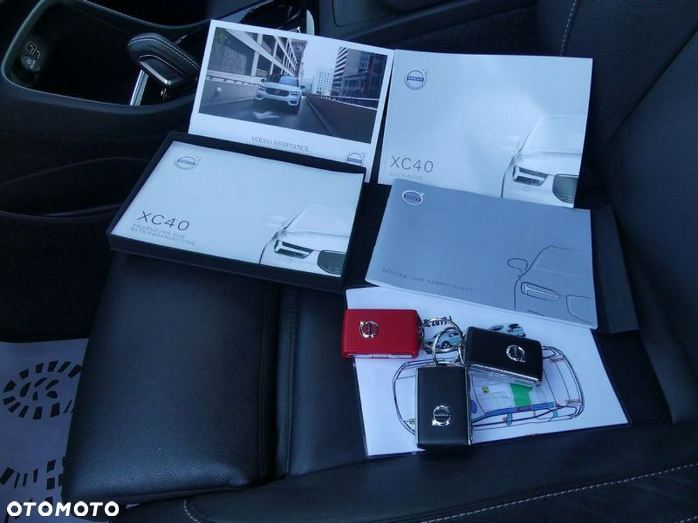 Volvo XC 40 T4 AWD Geartronic R-Design - 14
