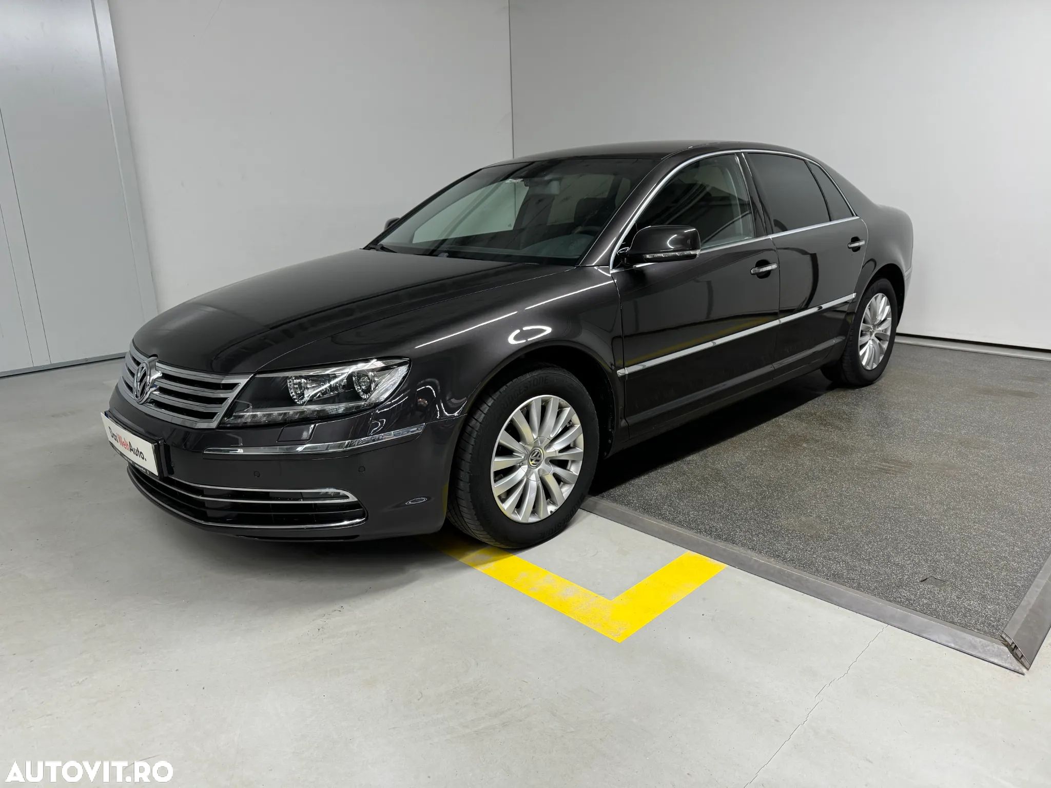 Volkswagen Phaeton 3.0 V6 TDI DPF 4MOTION Automatik (5 Sitzer) - 1