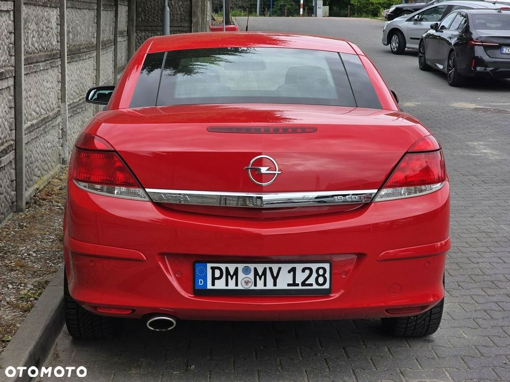 Opel Astra 1.9 CDTI Cosmo - 10