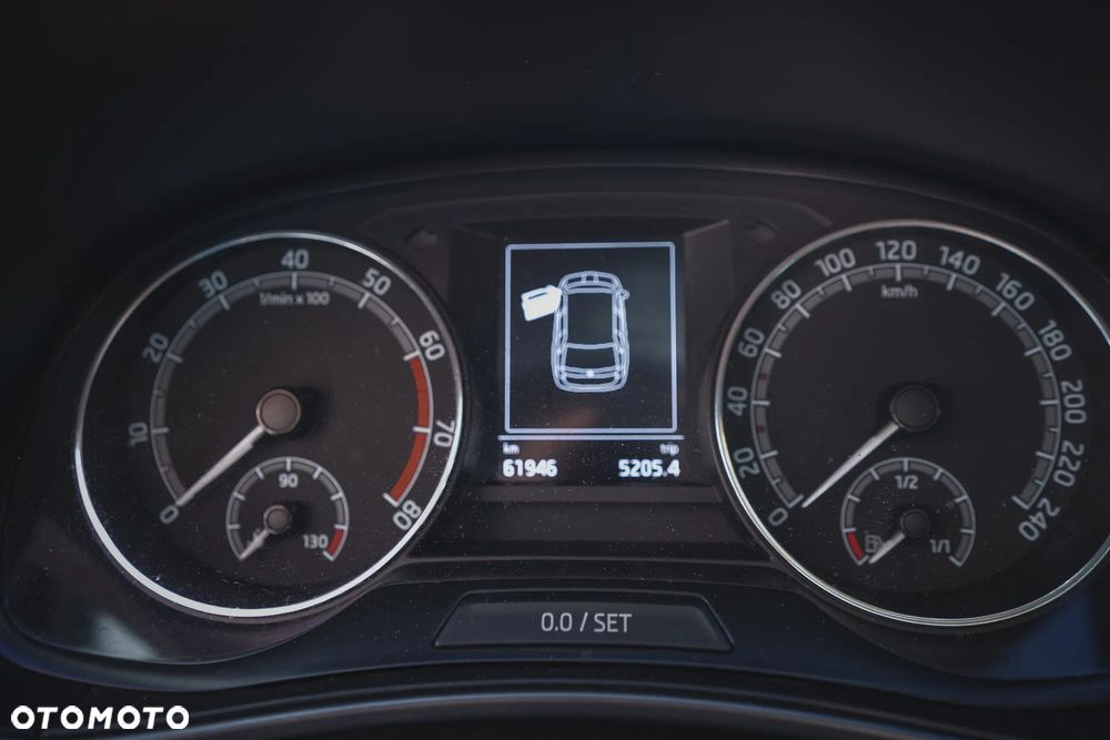 Skoda Fabia - 11
