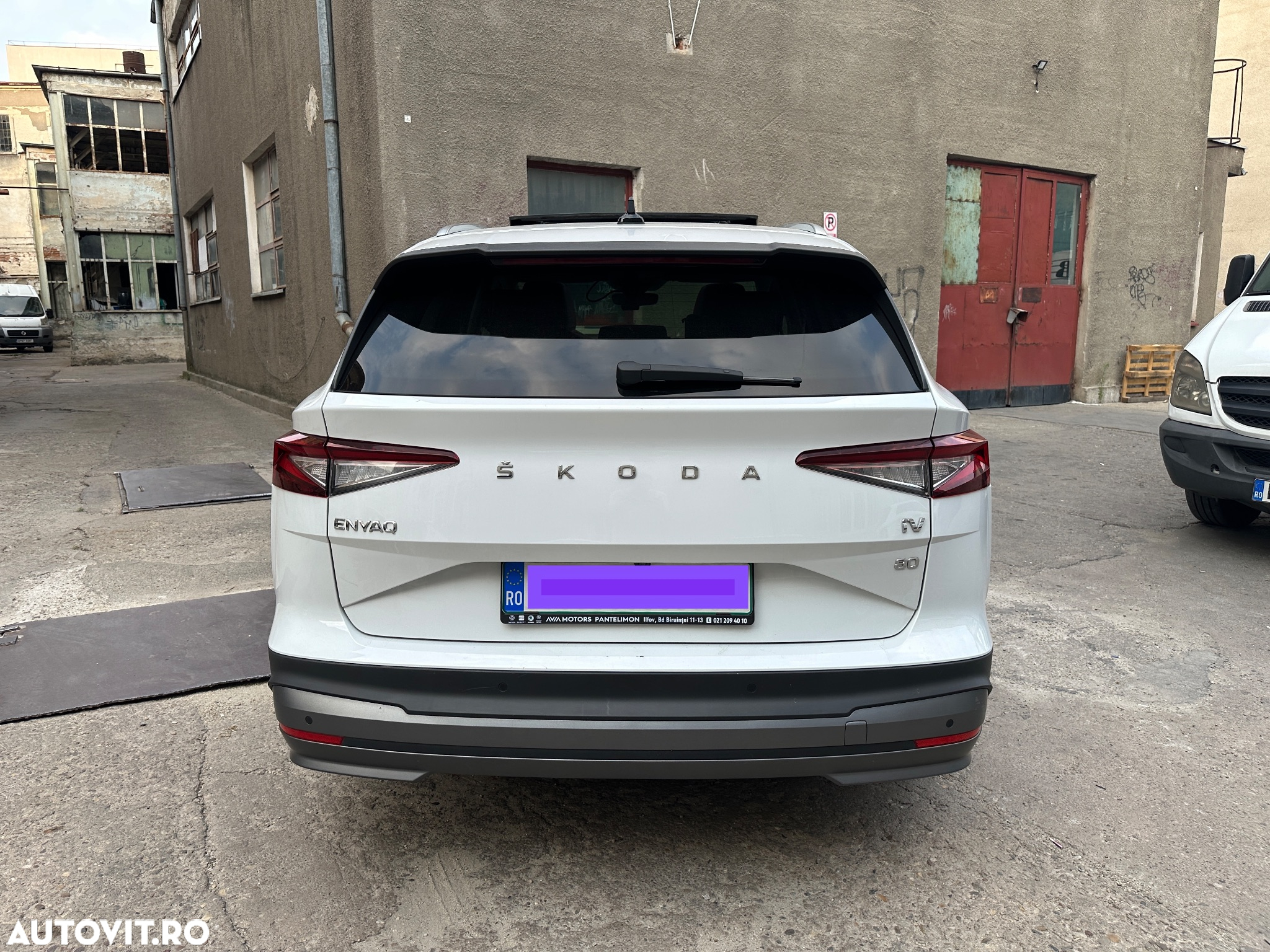 Skoda Enyaq iV Electric 80 - 5