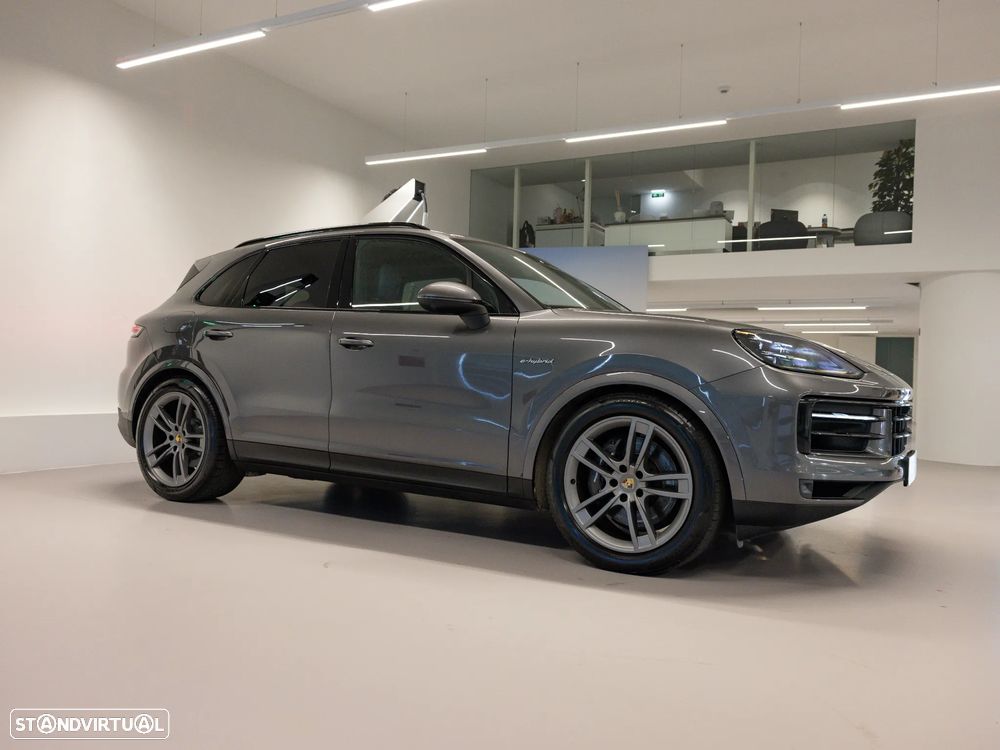 Porsche Cayenne E-Hybrid - 6