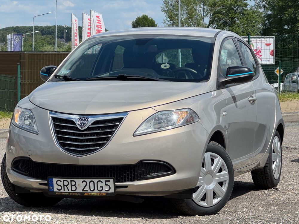 Lancia Ypsilon 1.2 8V Elefantino S&S - 3
