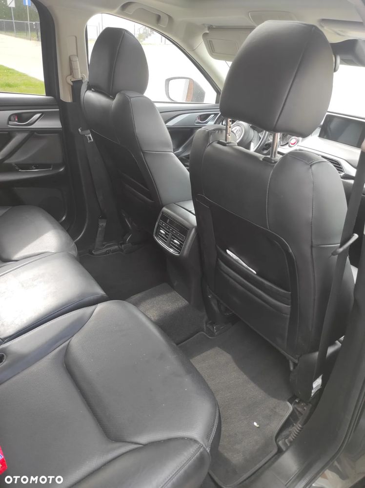 Mazda CX-9 - 11