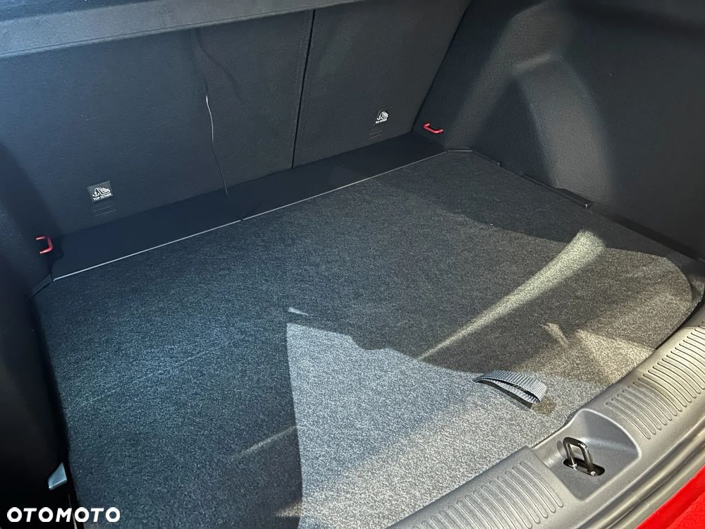 MG ZS Hybrid+ - 6