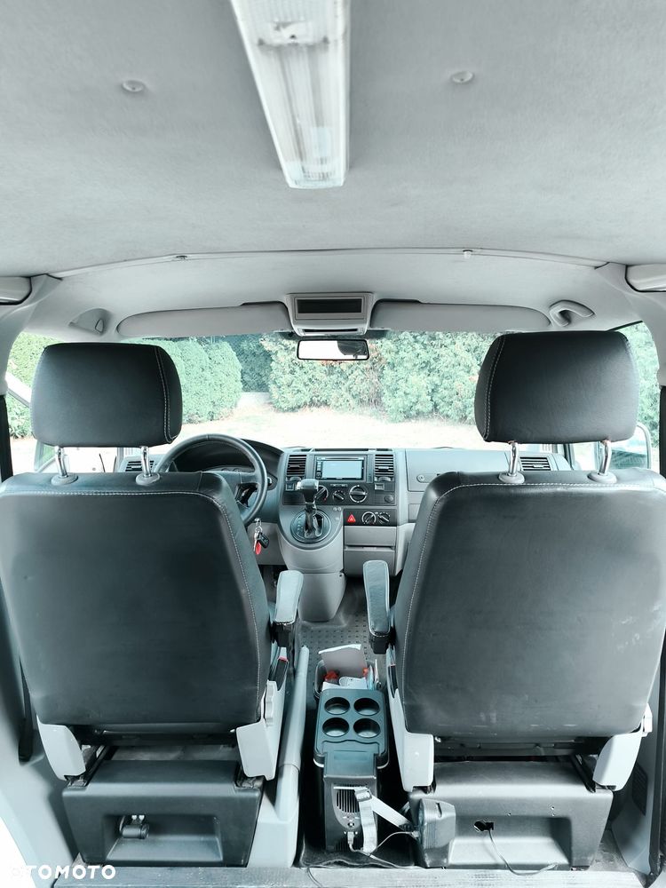 Volkswagen Transporter - 11