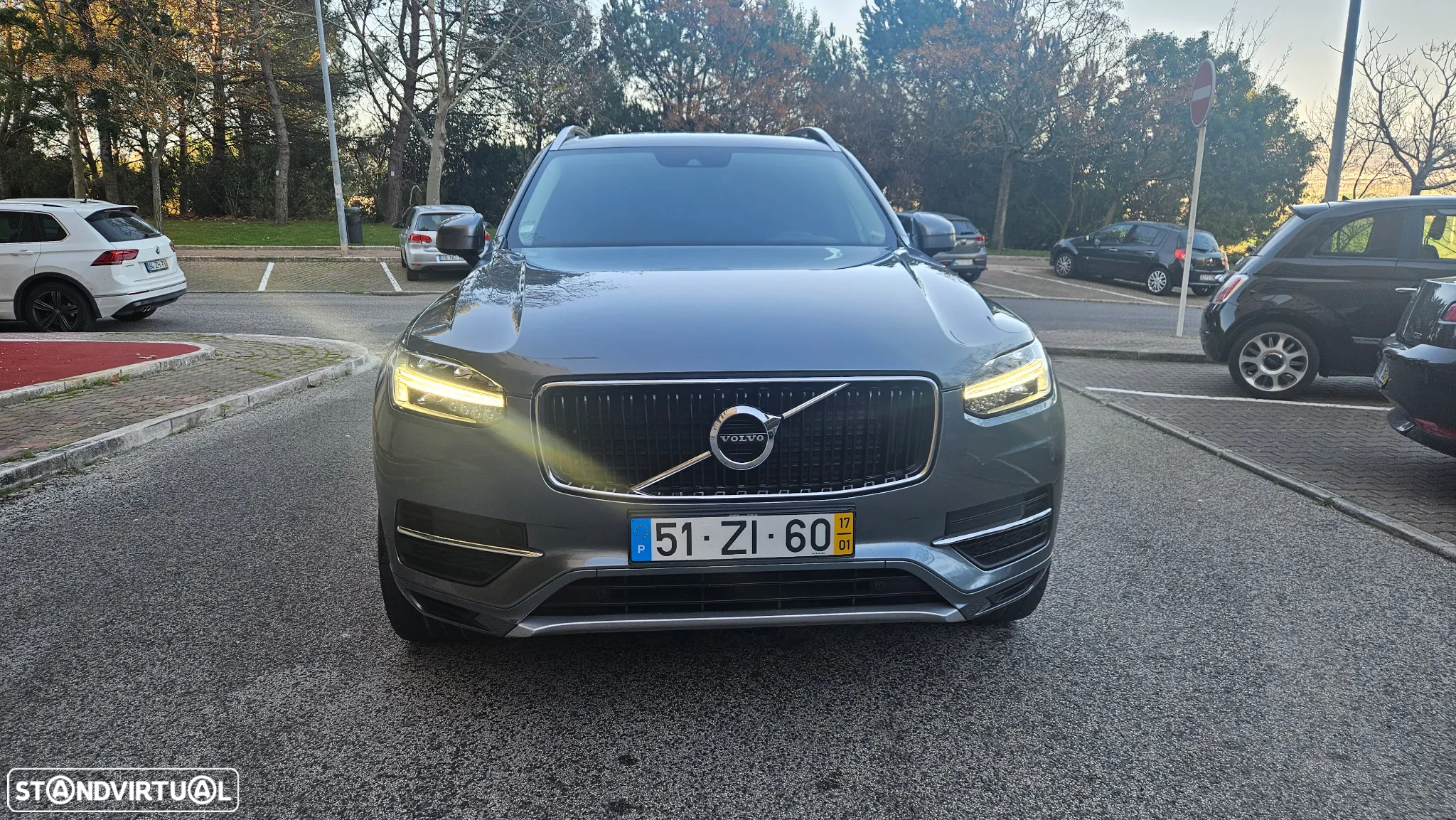 Volvo XC 90 2.0 D4 Momentum - 3