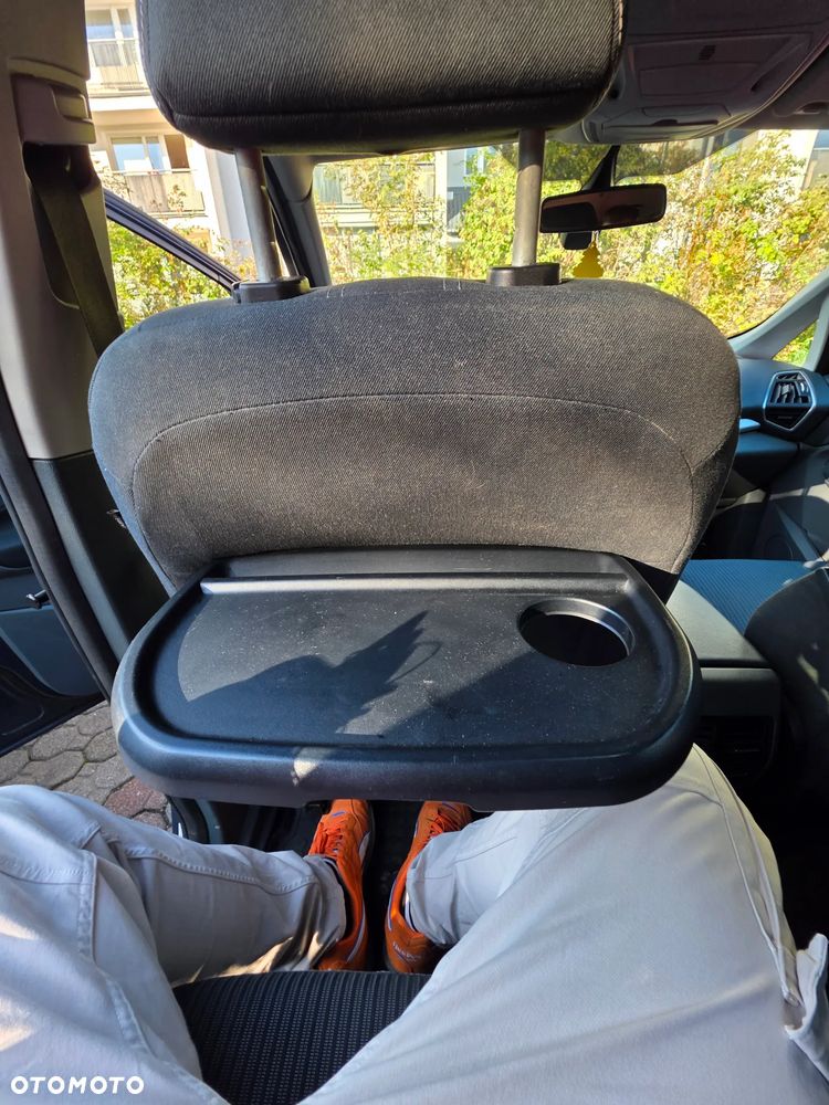Ford Grand C-MAX - 12