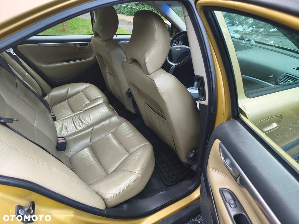 Volvo S60 2.4 D5 - 6