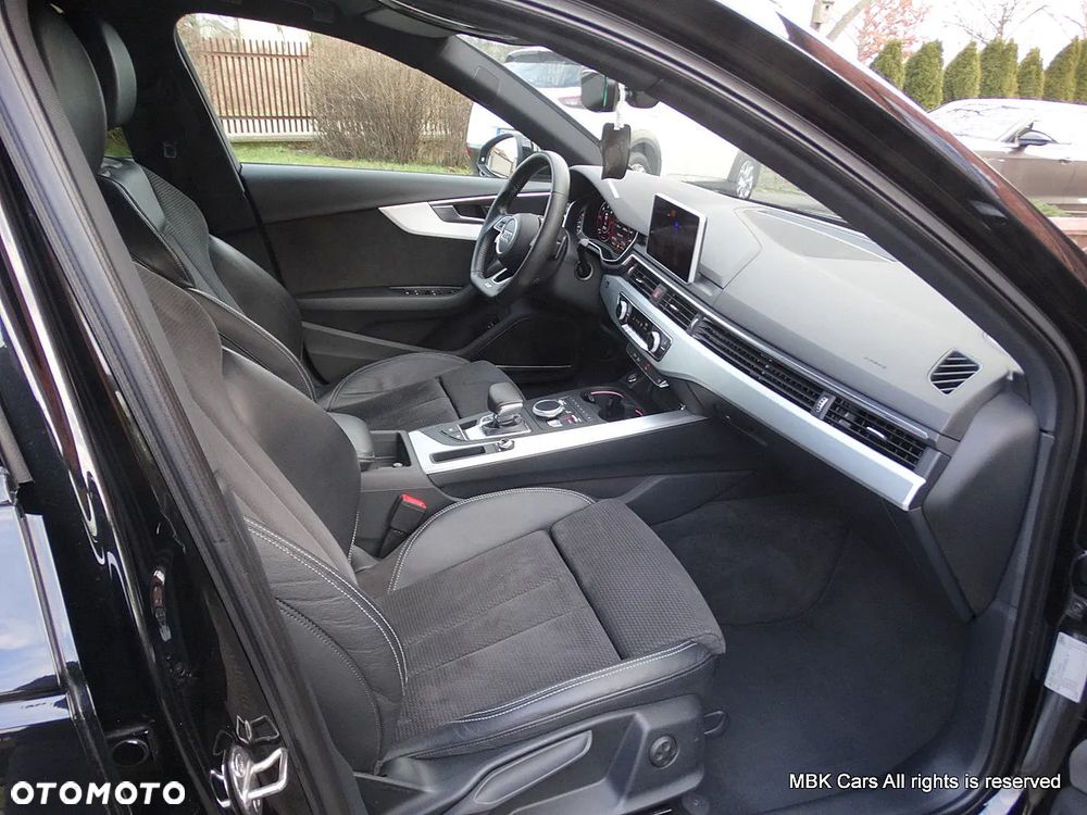 Audi A4 Limousine - 17