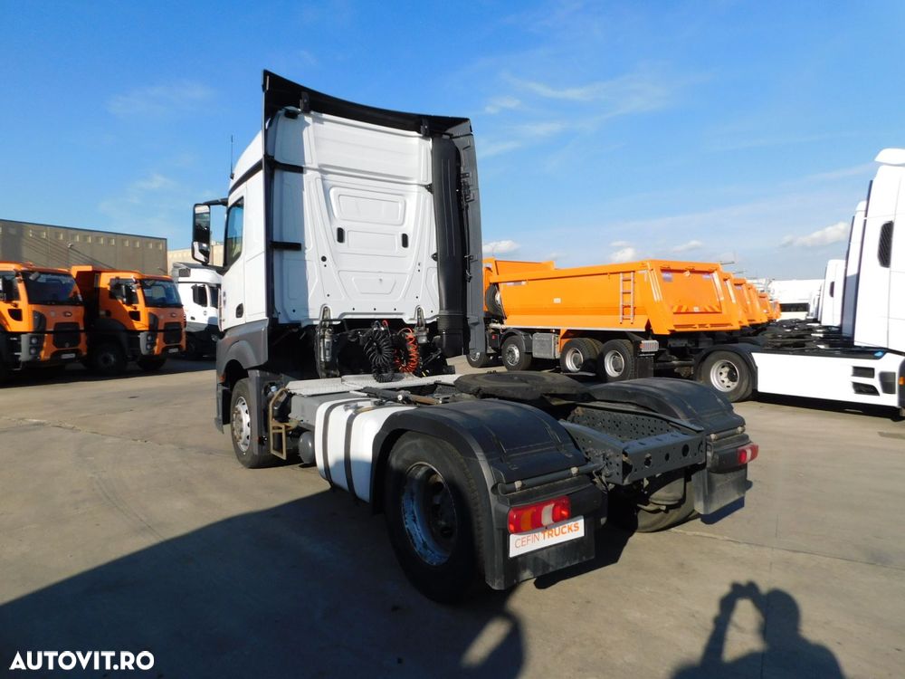 Mercedes-Benz Actros - 4
