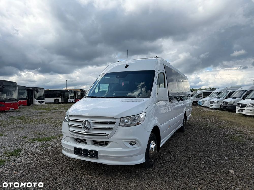 Mercedes-Benz Sprinter 519 - 11